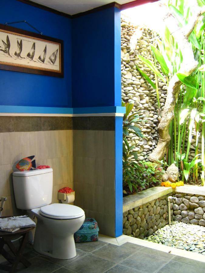 Villa Shantitara Bungalows Sanur  Bagian luar foto