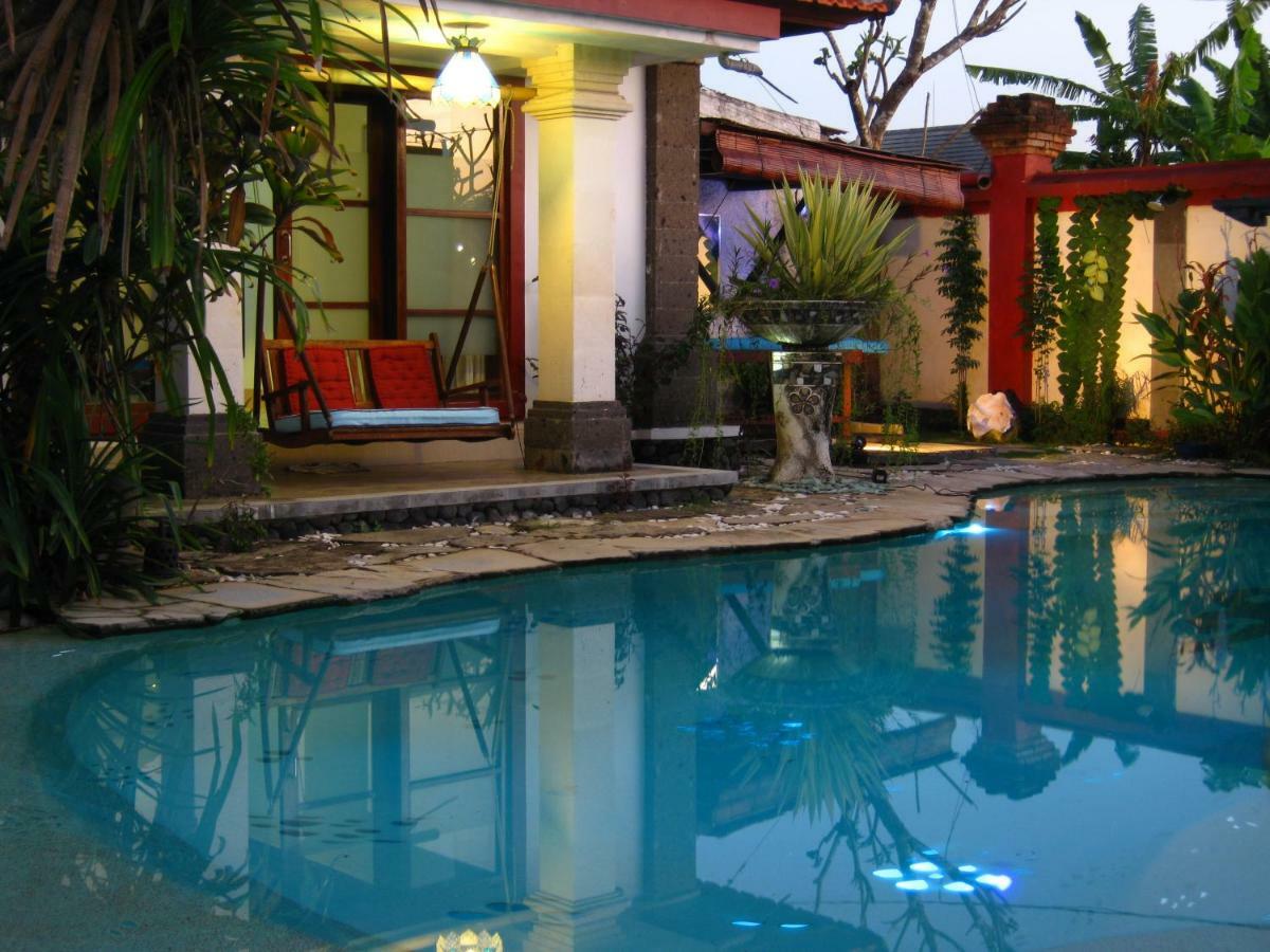 Villa Shantitara Bungalows Sanur  Bagian luar foto