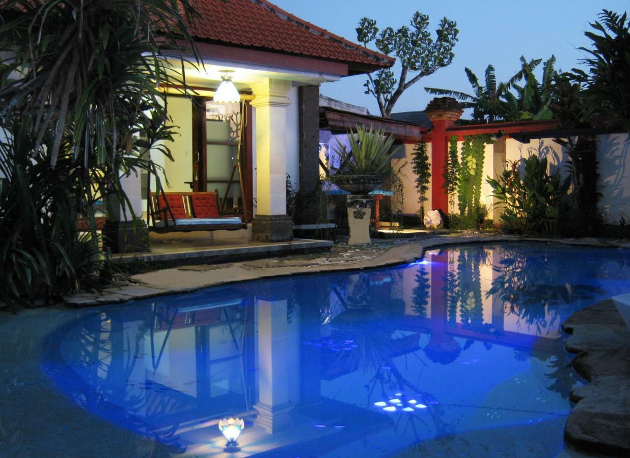 Villa Shantitara Bungalows Sanur  Bagian luar foto