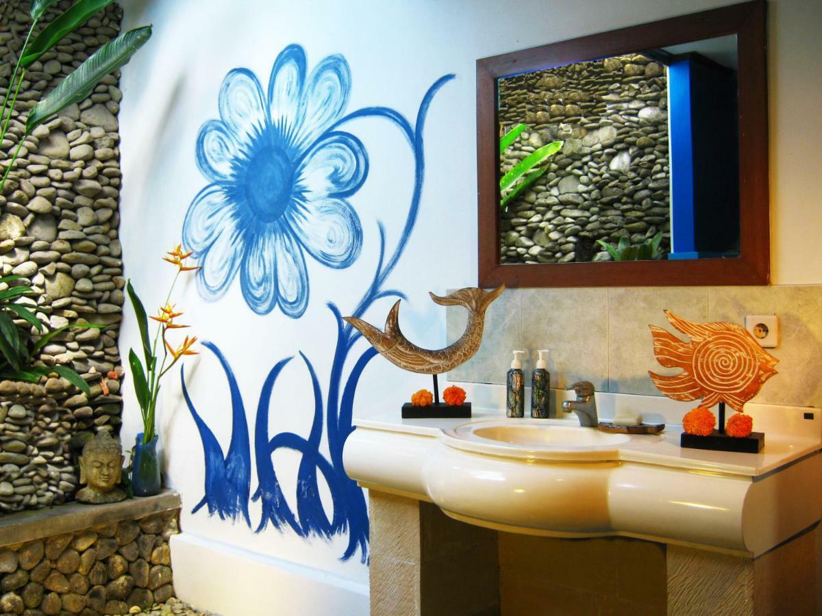 Villa Shantitara Bungalows Sanur  Bagian luar foto