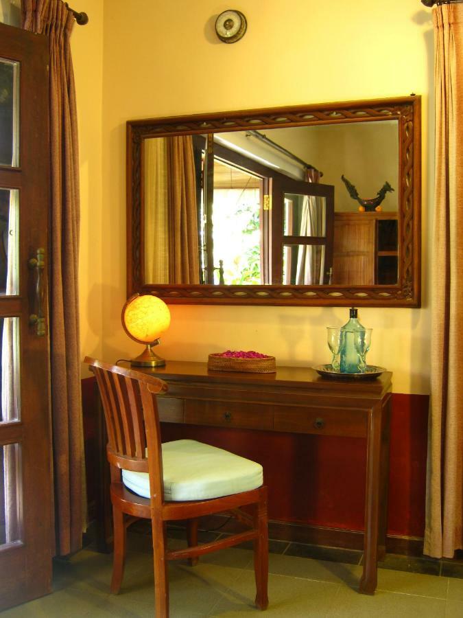 Villa Shantitara Bungalows Sanur  Bagian luar foto