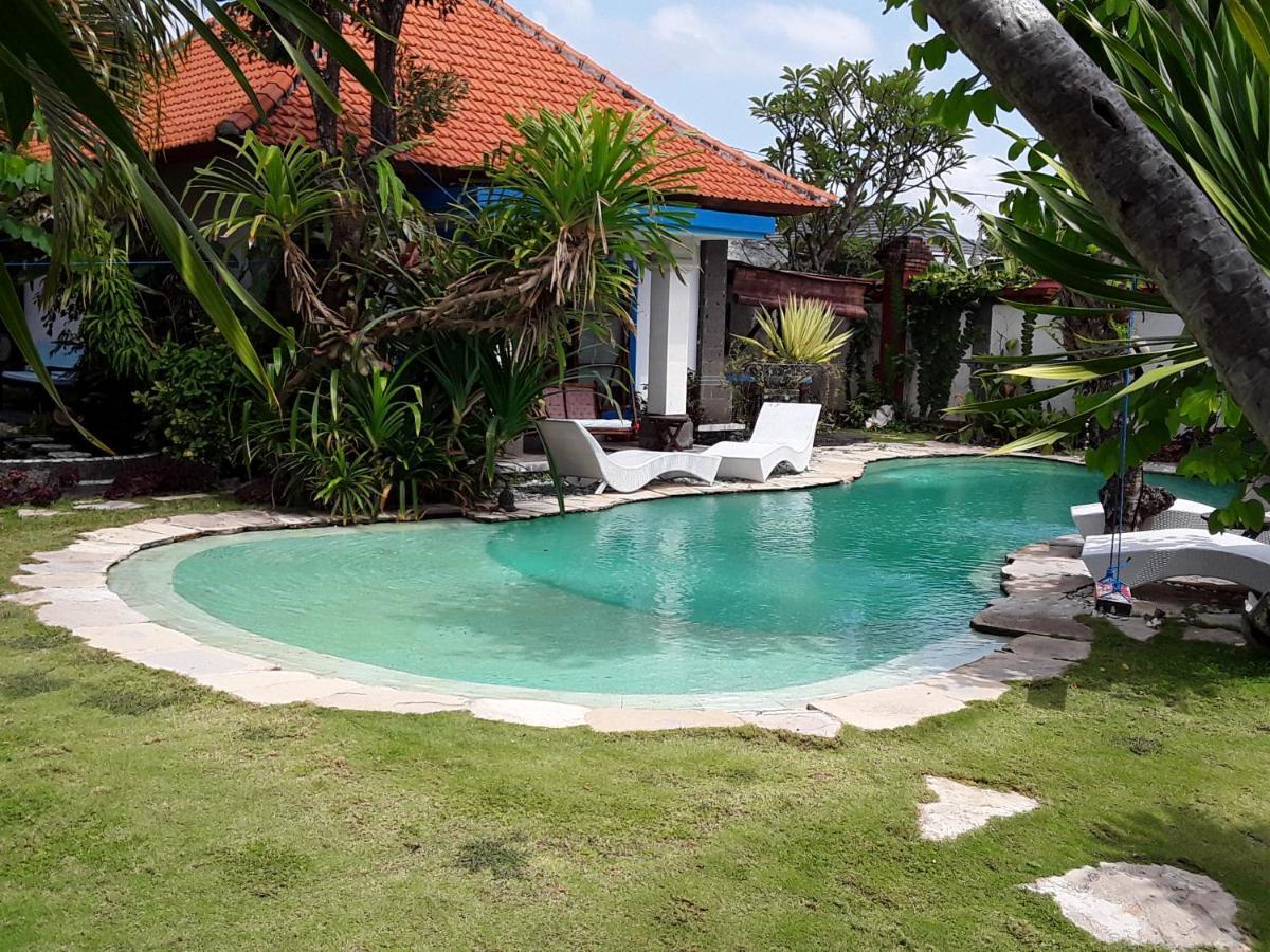 Villa Shantitara Bungalows Sanur  Bagian luar foto